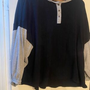 Umgee Black and Gray Long Sleeve Henley